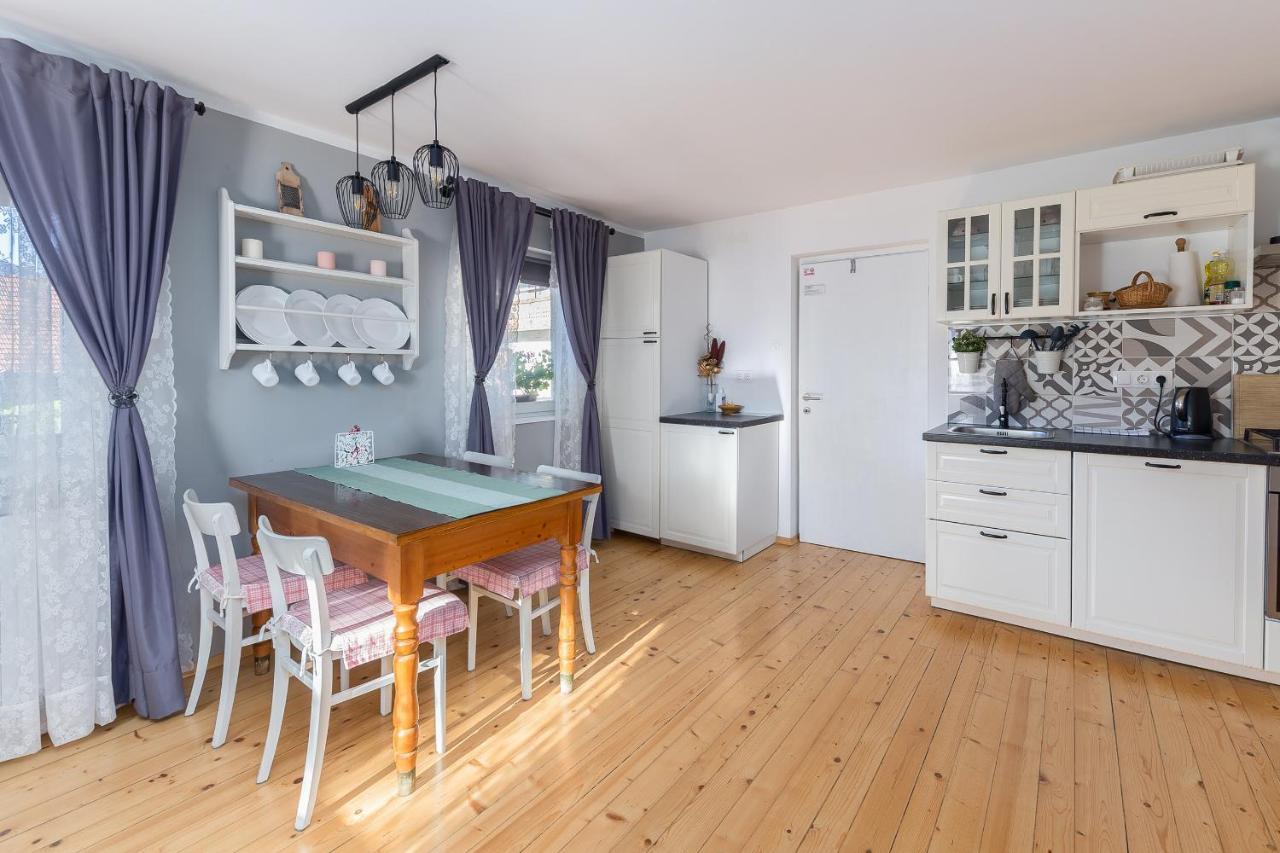 Apartma Ivana & Ivanka Bohinj ภายนอก รูปภาพ